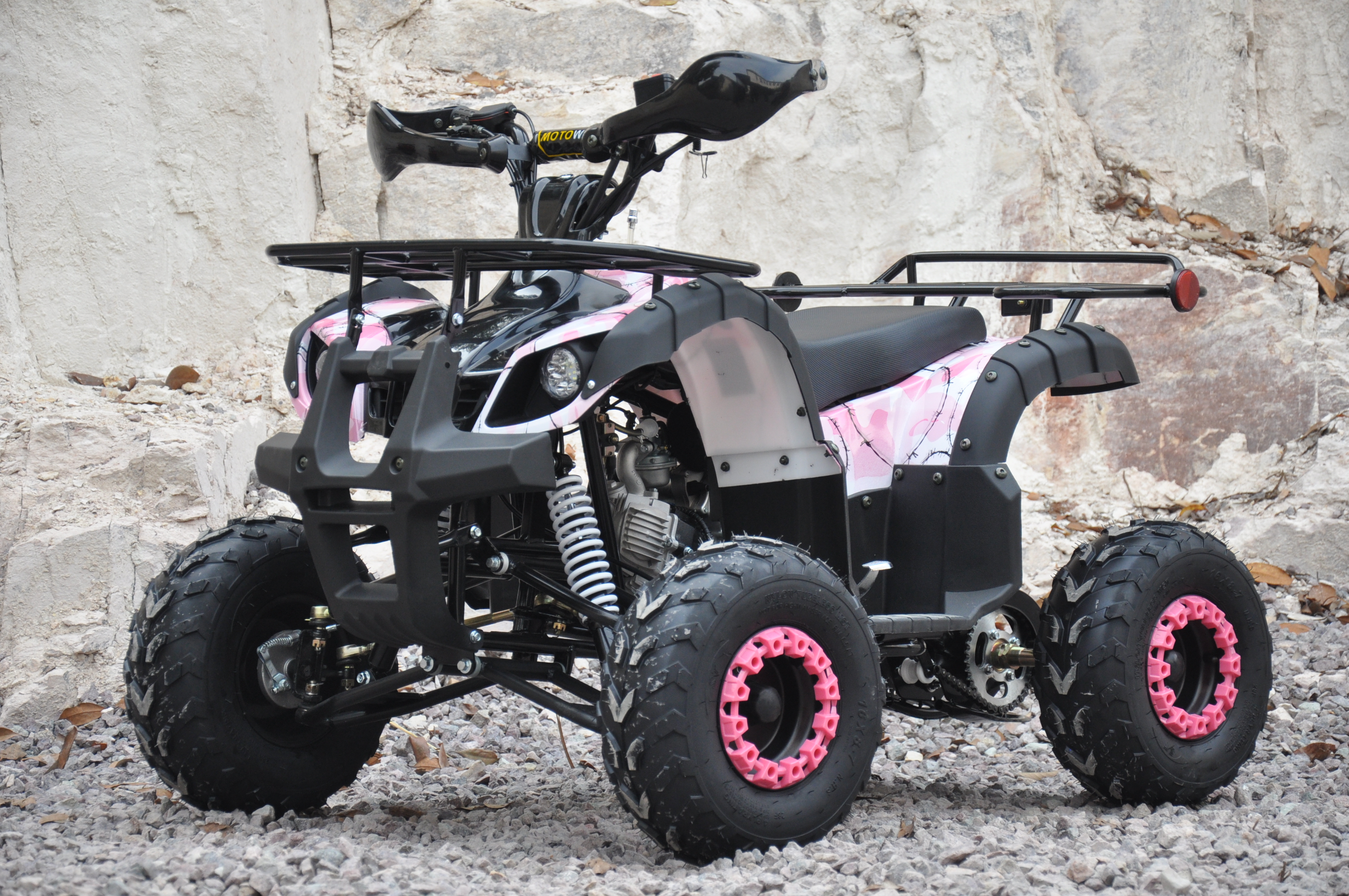 Motoworks 125CC Farm Quad Pink